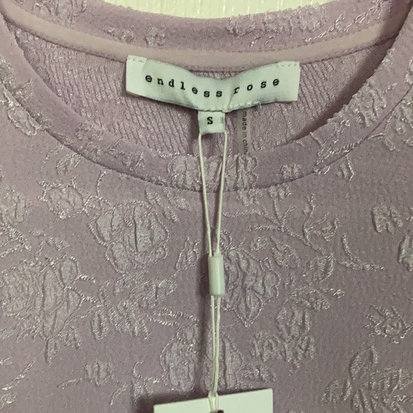 Endless Rose lilac shirt - Picture 3 of 5